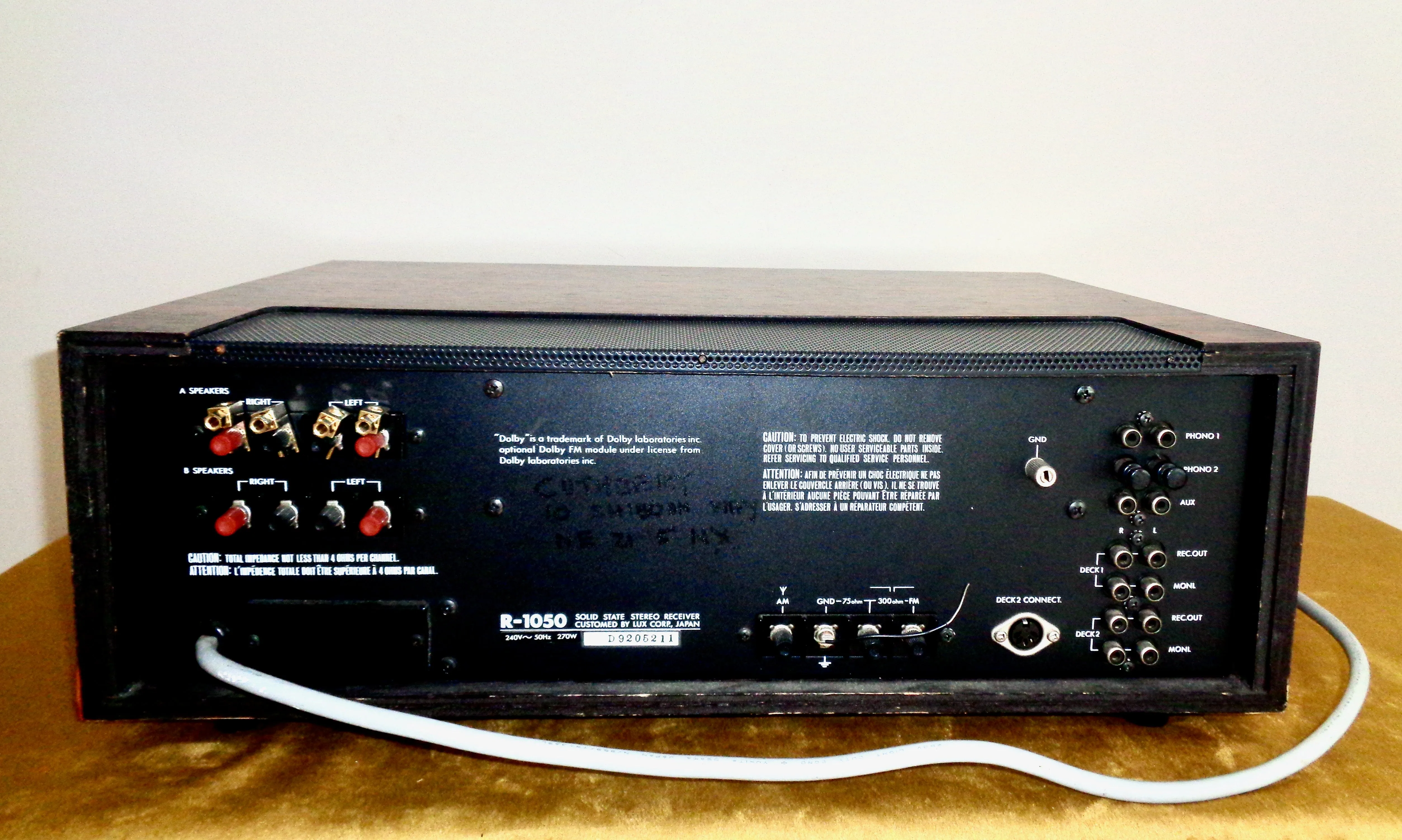 1970s Luxman R-1050 AM/FM Stereo High Fidelity Receiver