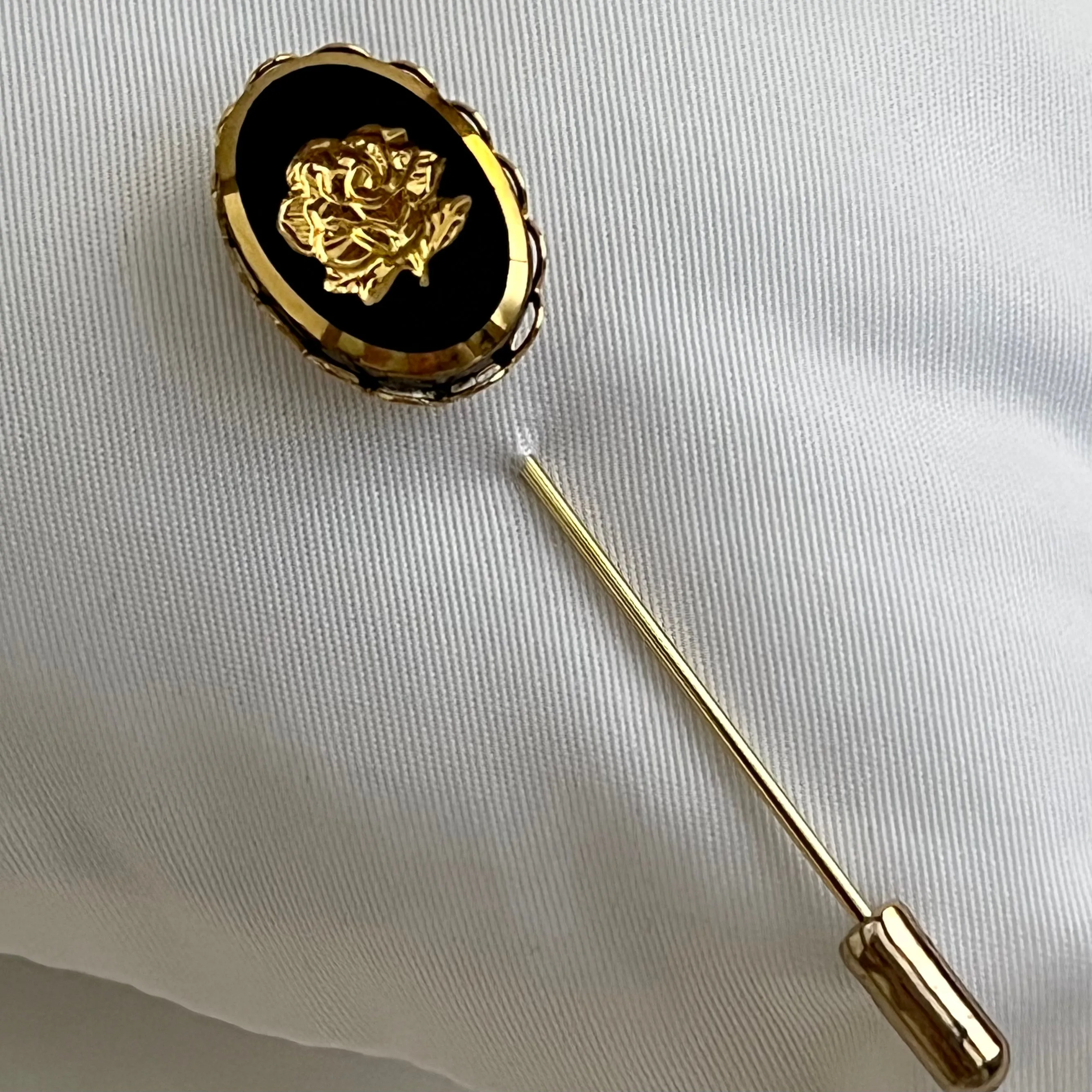 1980s Intaglio Stick Pin