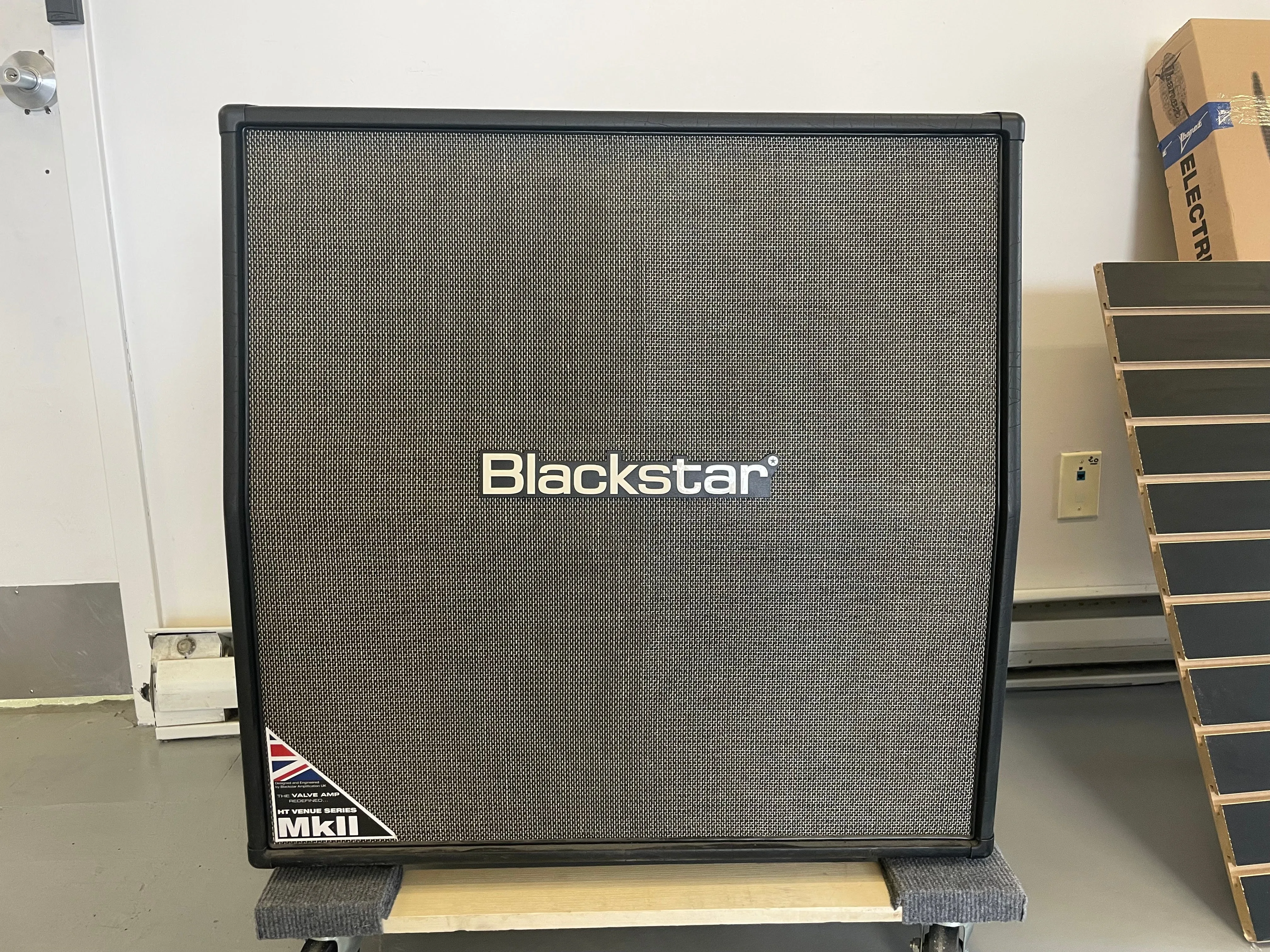 Blackstar HTV412AMKII 4x12" Electric Guitar Slant Extension Cabinet (DEMO)