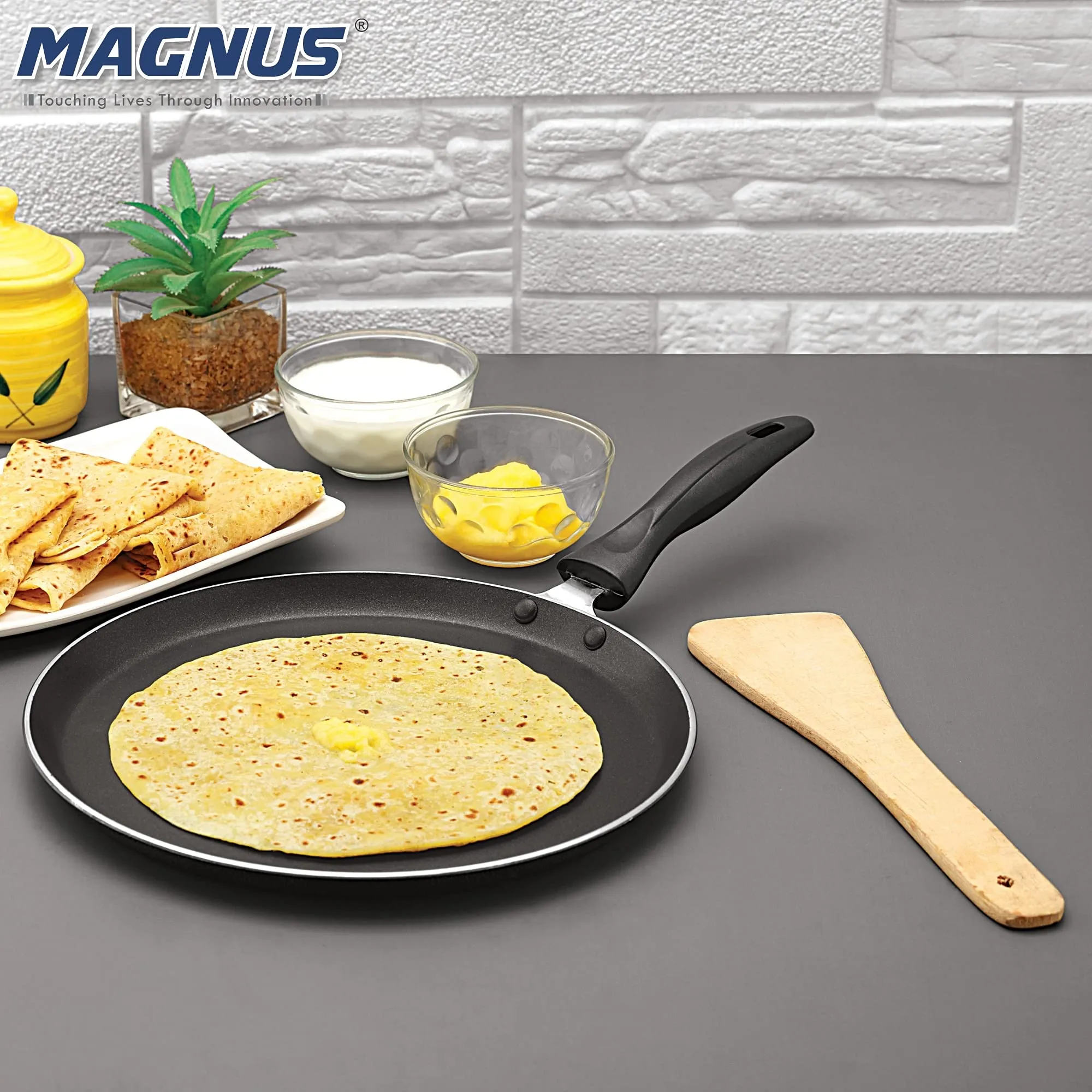 Magnus Optima Non-Stick Aluminum Dosa/Roti Tawa, Gas Stove Compatible,240 mm, 3 mm Thickness, (Grey & Black))